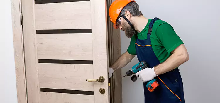 Replace Internal Door Handle with Lock Glen Avon